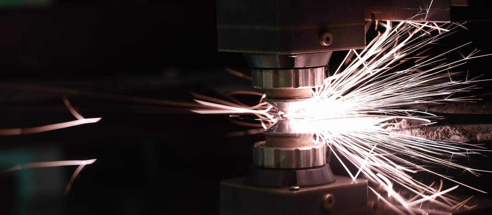 2D Laserschneiden 2D Laserschneiden von Stahl